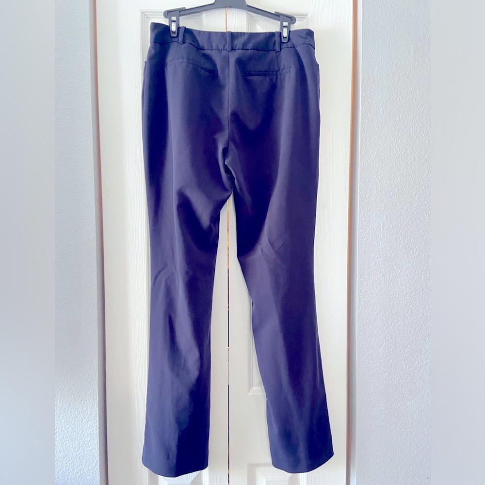 Worthington ladies modern fit Navy pants size 8 - Picture 2 of 5